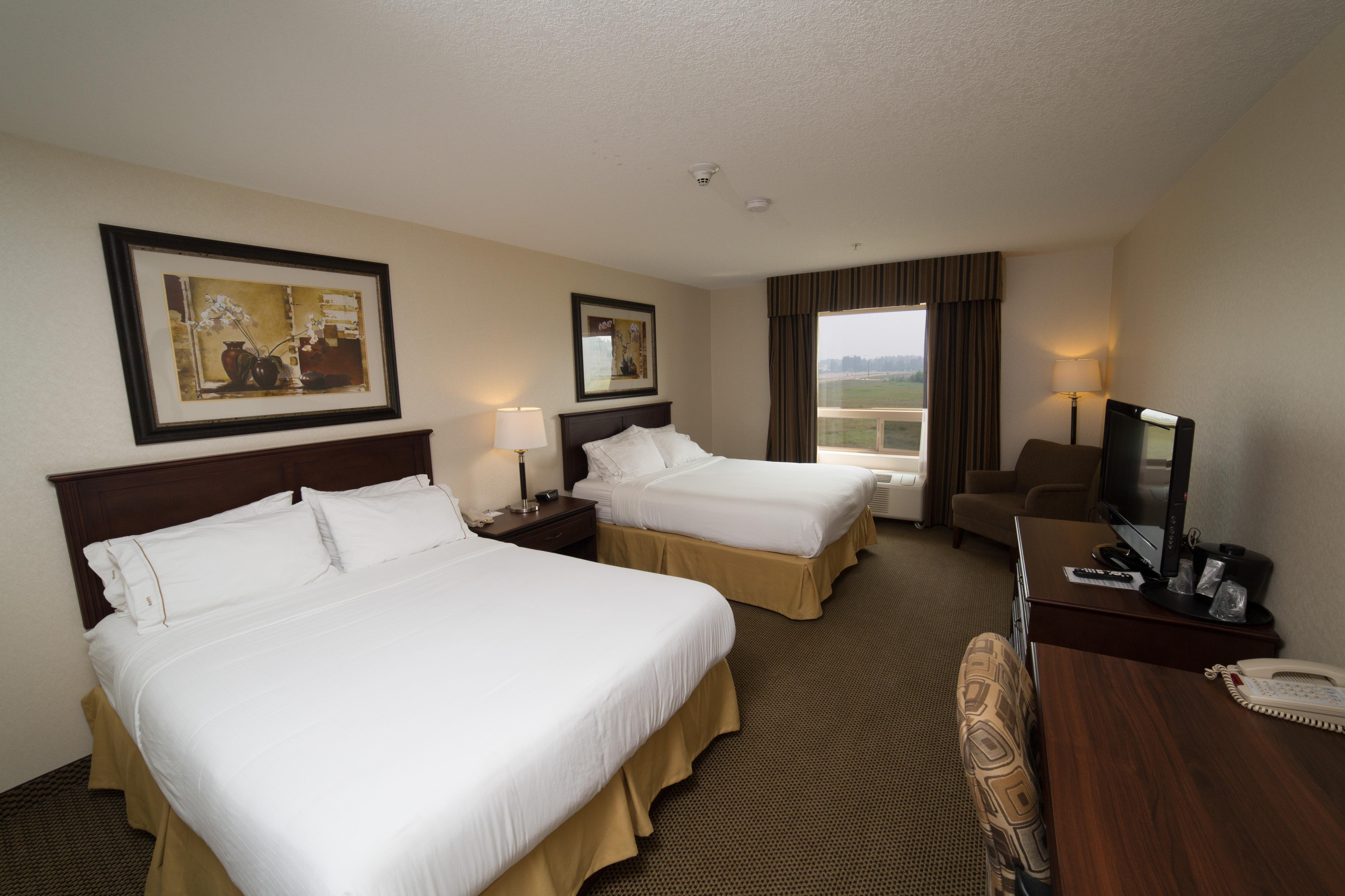 Holiday Inn Express & Suites Whitecourt By Ihg מראה חיצוני תמונה