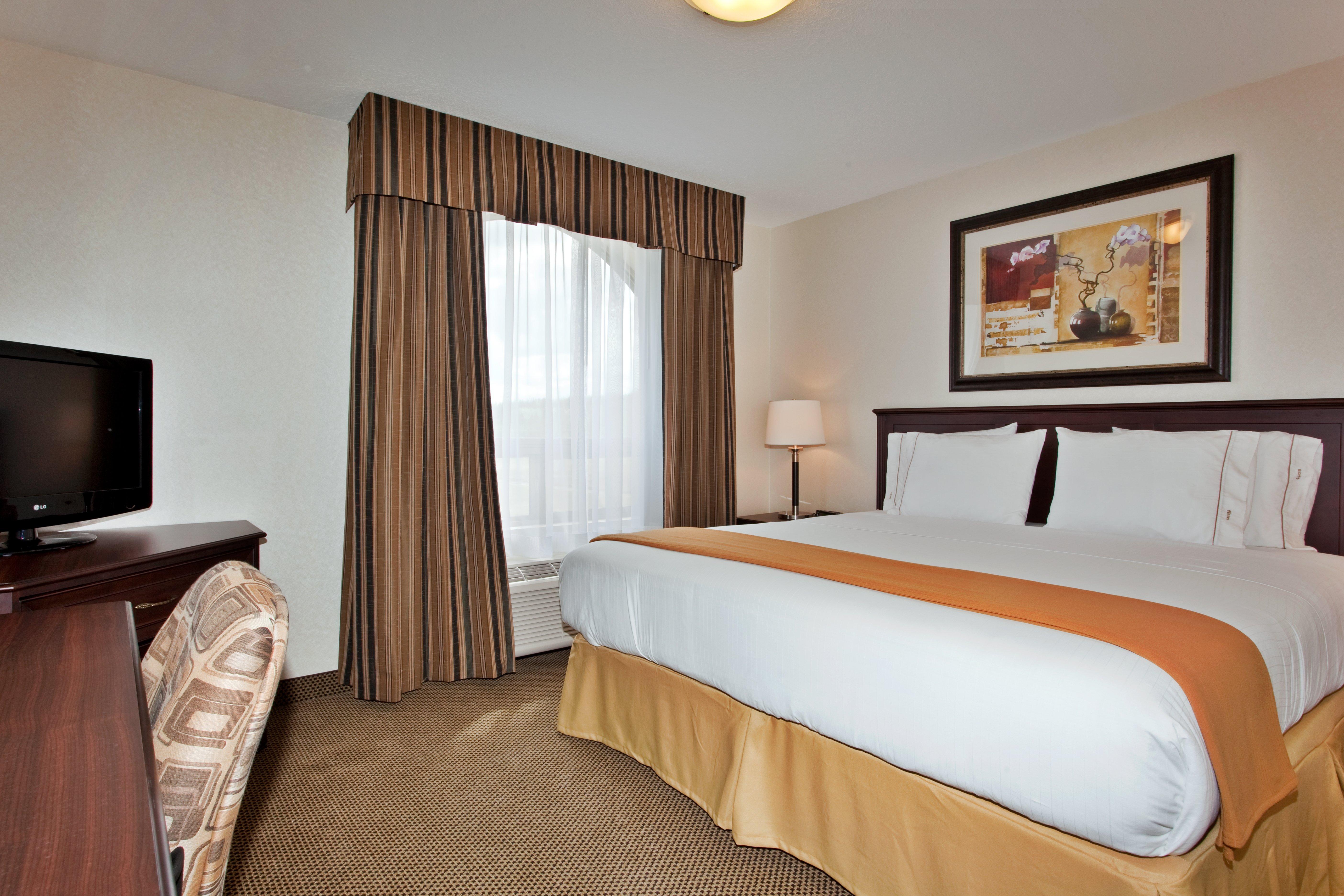 Holiday Inn Express & Suites Whitecourt By Ihg מראה חיצוני תמונה